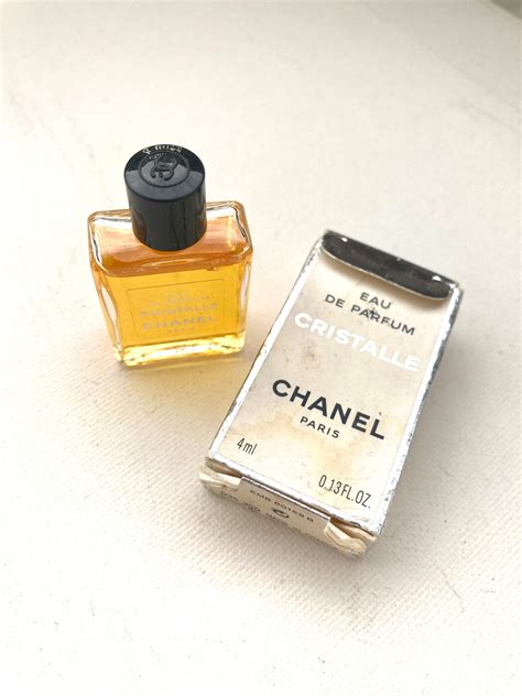chanel cristalle vintage
